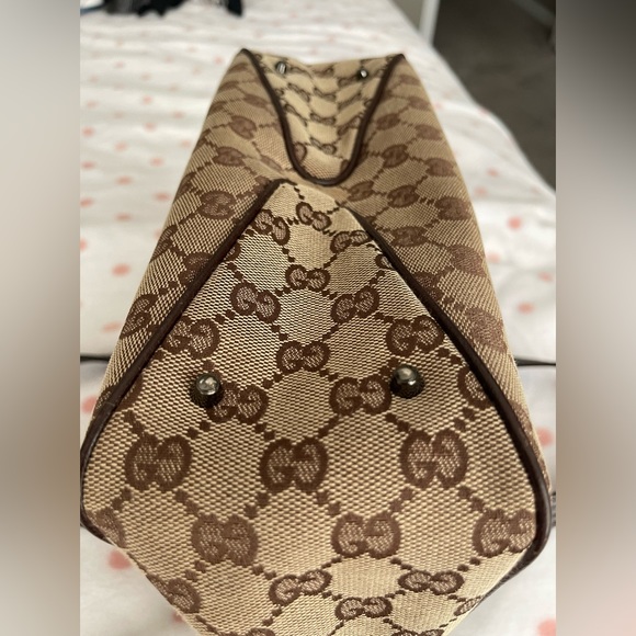 Gucci Bag - Picture 6 of 7